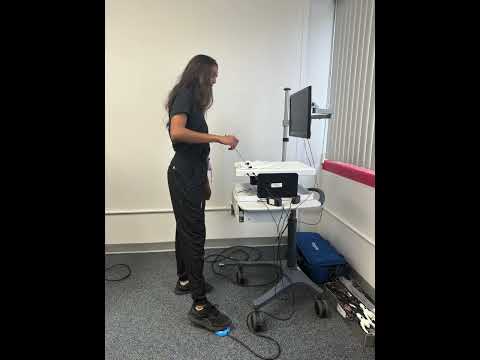 Comparing the ergonomics of foot-controlled vs. hand-controlled devices for laparoscopic surgery